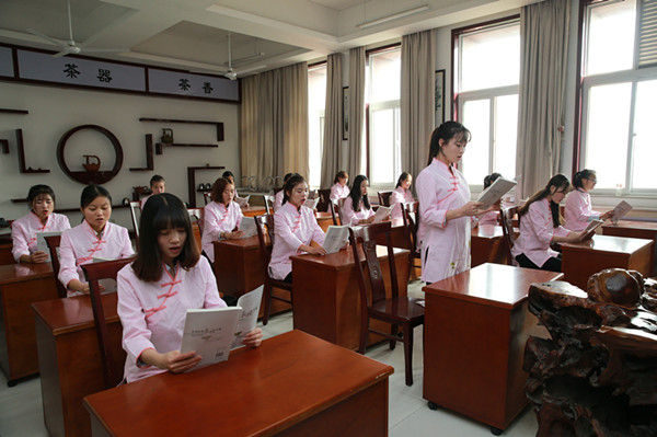 经典晨读活动2_副本.jpg 经典晨读活动2_副本.jpg